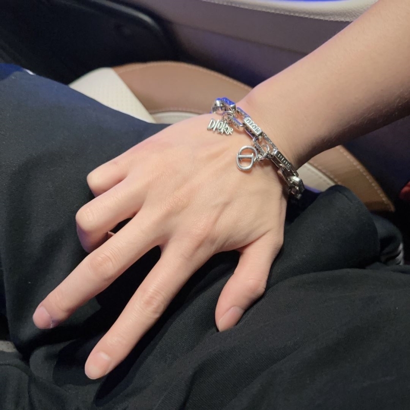 chr1st1an D10r necklaces